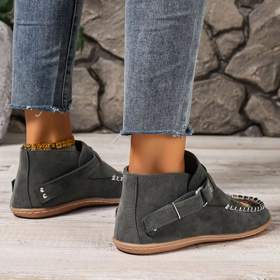 Cara - Mocasines cómodos con detalle de hebilla