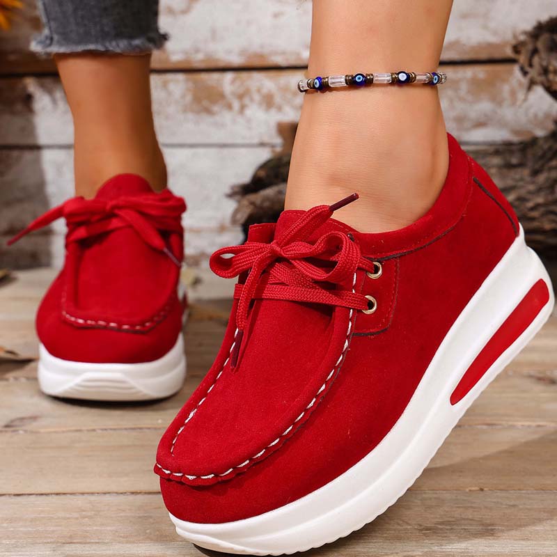 Eirwen - Zapatillas de plataforma acolchadas con cordones