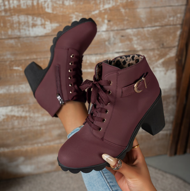 Saffie - Tacones de punta ancha