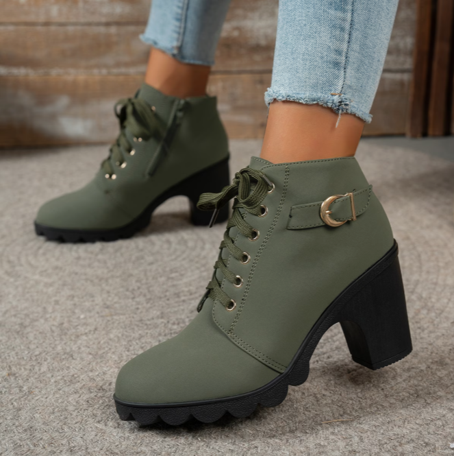 Saffie - Tacones de punta ancha