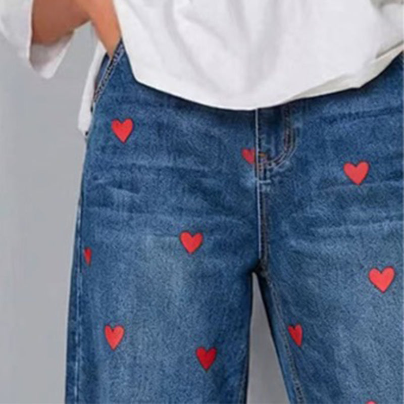 Arabella - Vaqueros de pernera curva con estampado de corazones