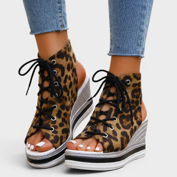 Elaina - Sandalia de cuña alta con lazada