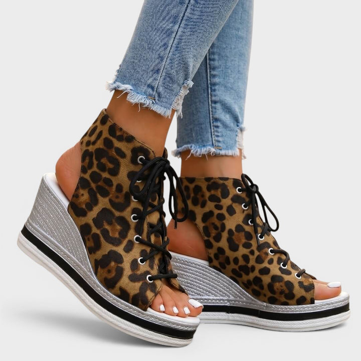Elaina - Sandalia de cuña alta con lazada