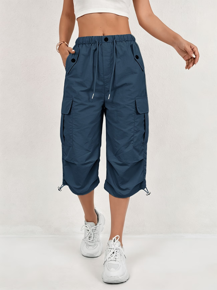 Donatella - Pantalón cargo capri ligero y elástico