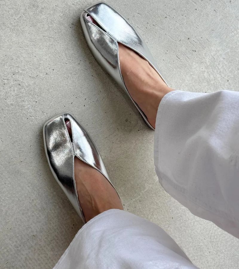 Camellia - Mules premium de punta cuadrada