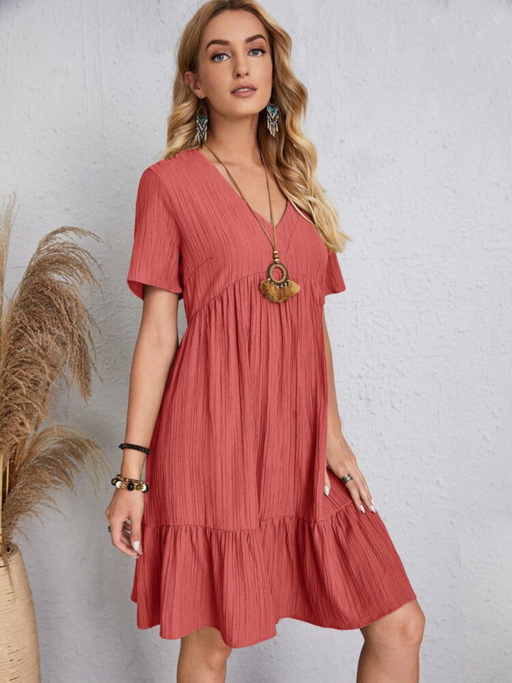 Belinda - Minivestido texturizado con volantes y escote en V