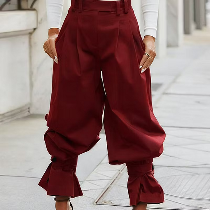 Dianella - Pantalón de tiro alto con volantes en el bajo