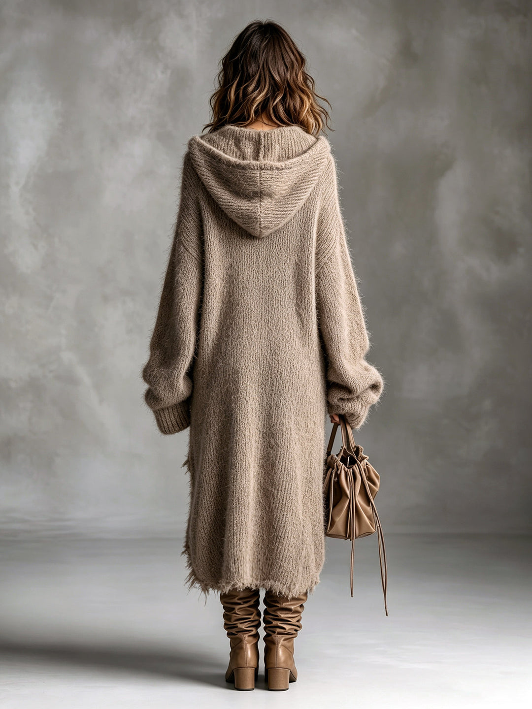 Liesel - Vestido midi holgado con capucha