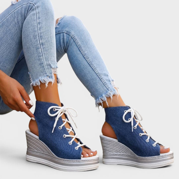 Elaina - Sandalia de cuña alta con lazada