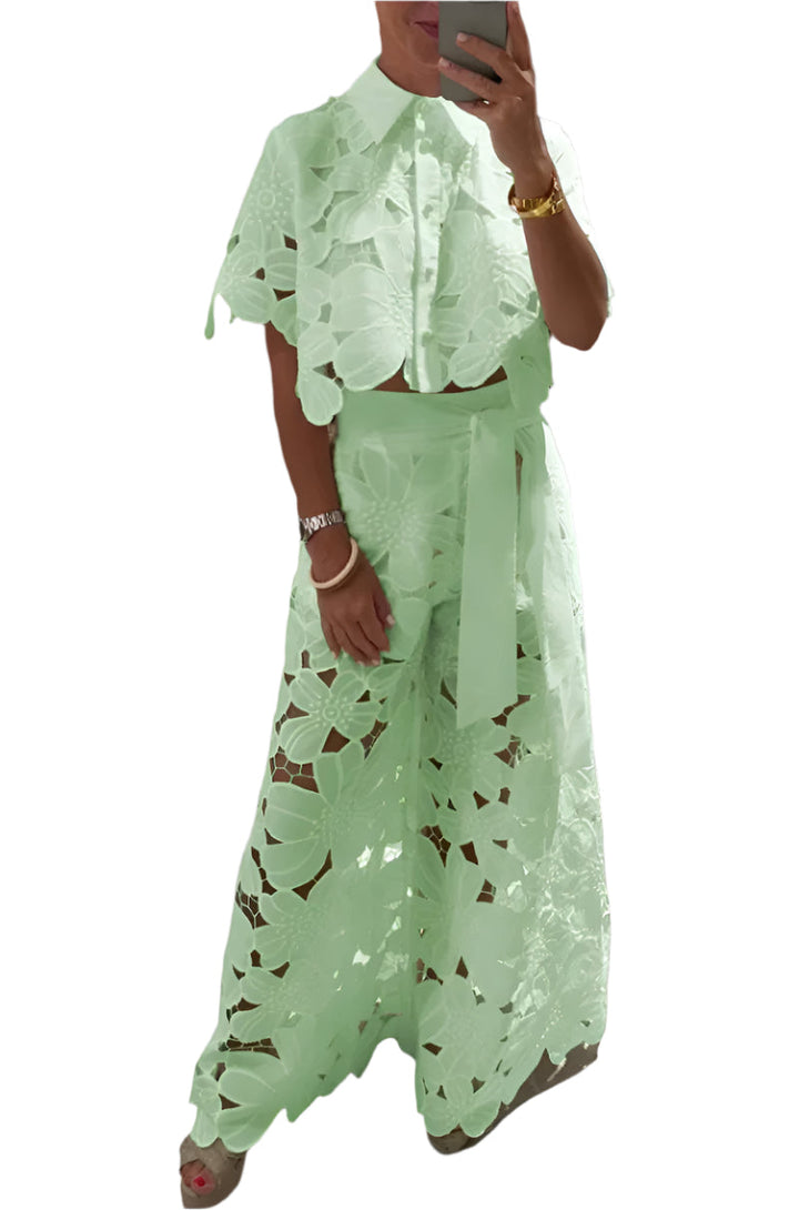 Celessia - Conjunto con blusa de encaje floral y pantalón de pierna ancha