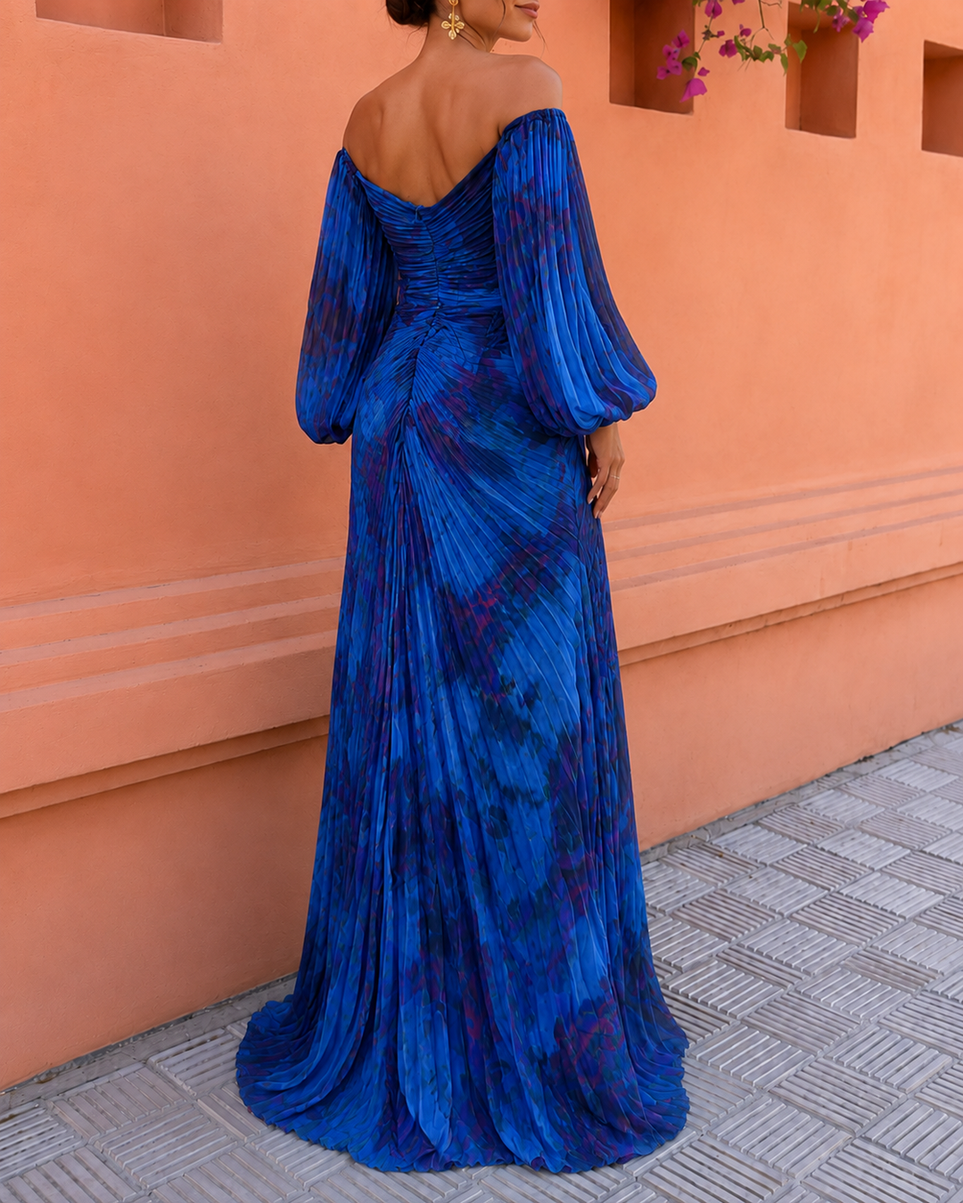Avalora - Vestido largo elegante con estampado floral