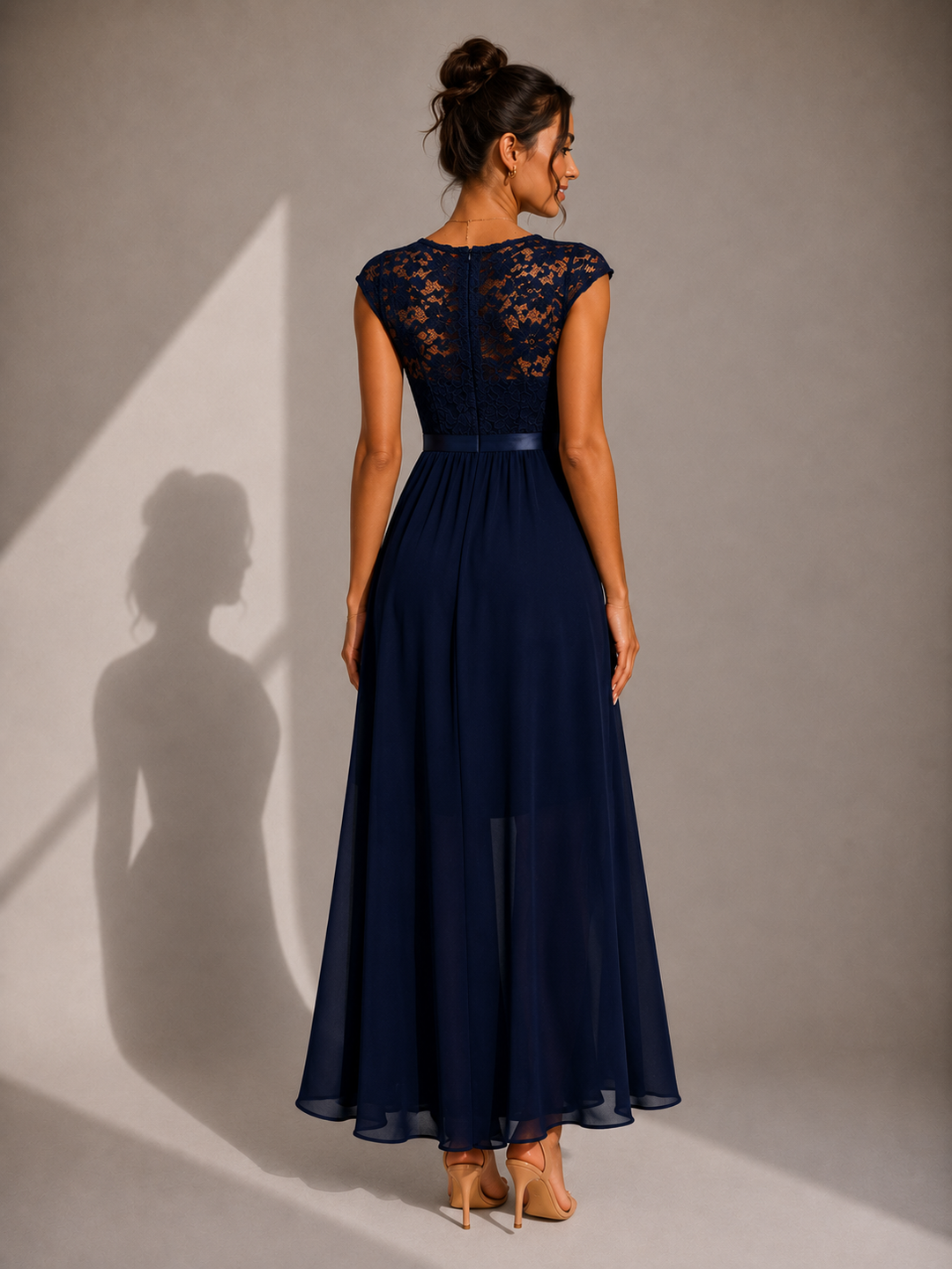 Ainsley - Vestido de noche bordado