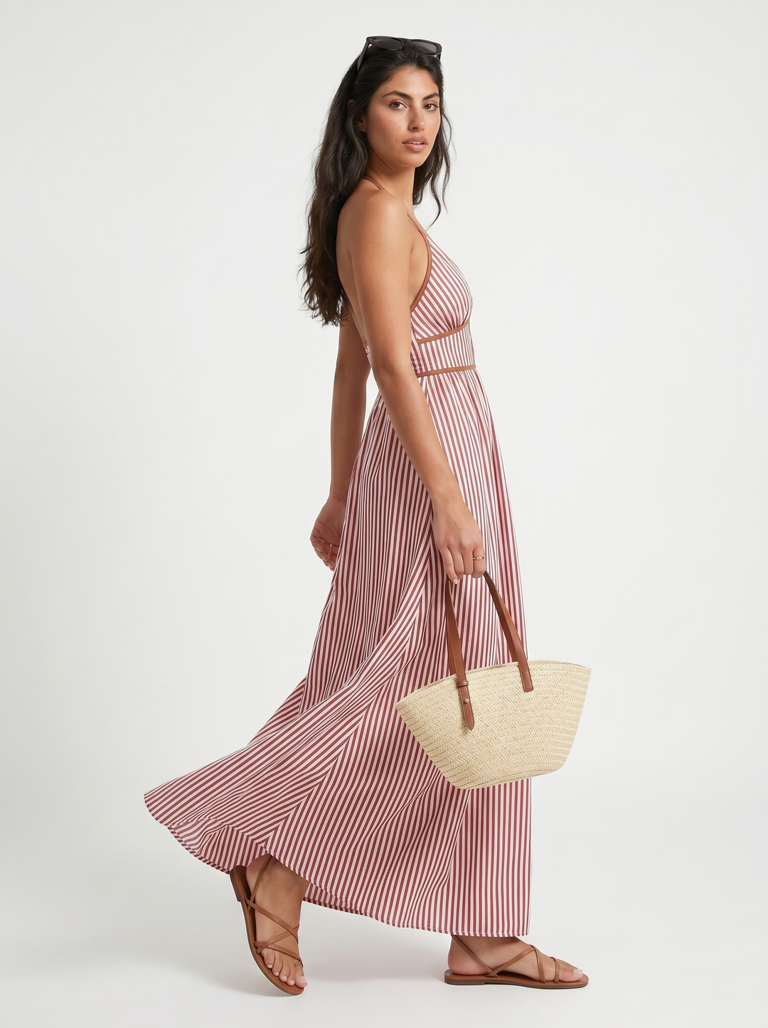 Lilliet - Vestido largo escultural con escote halter