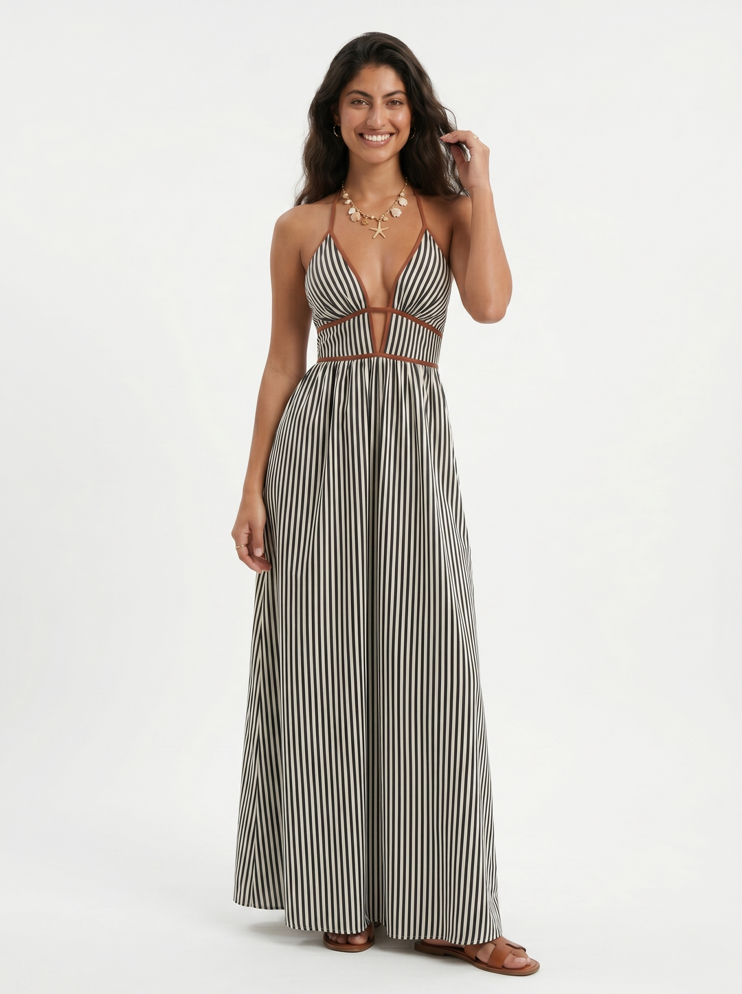 Lilliet - Vestido largo escultural con escote halter