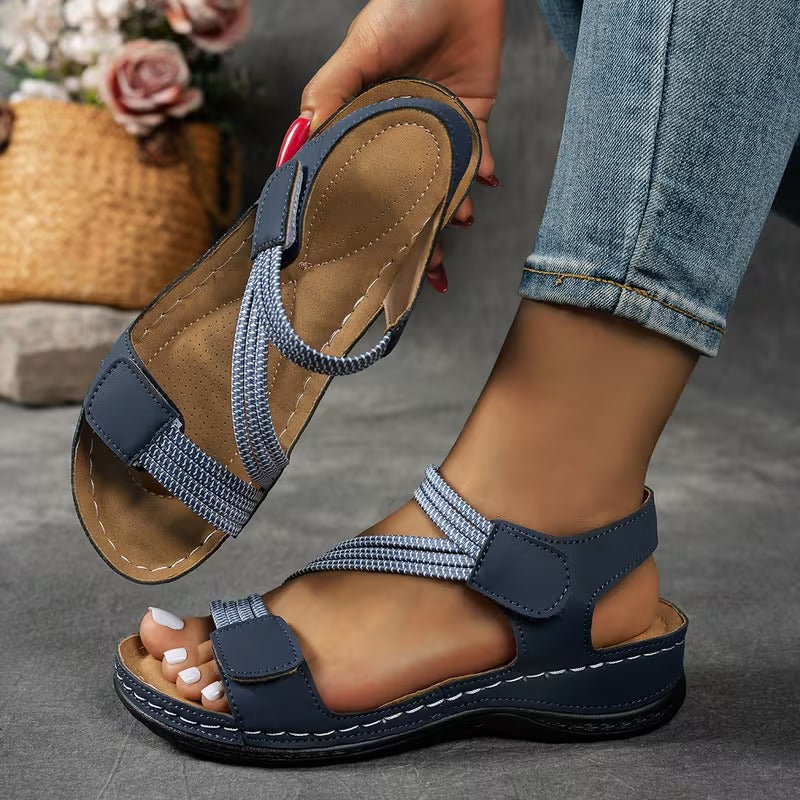 Courtney - Sandalias confort de tiras cruzadas
