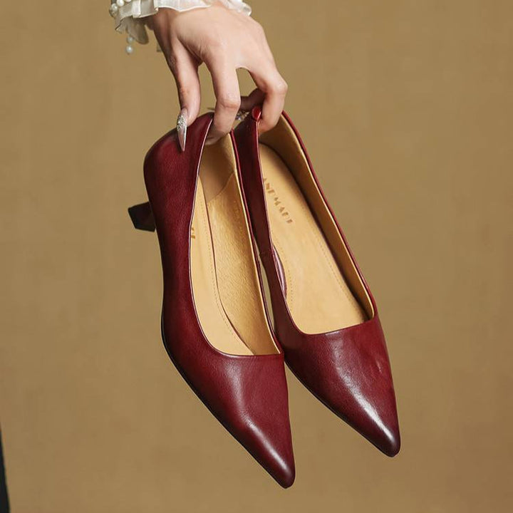 Serelina - Zapato de salón elegante de tacón bajo y punta fina
