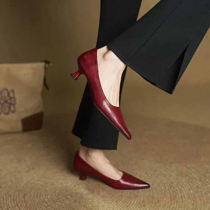 Serelina - Zapato de salón elegante de tacón bajo y punta fina