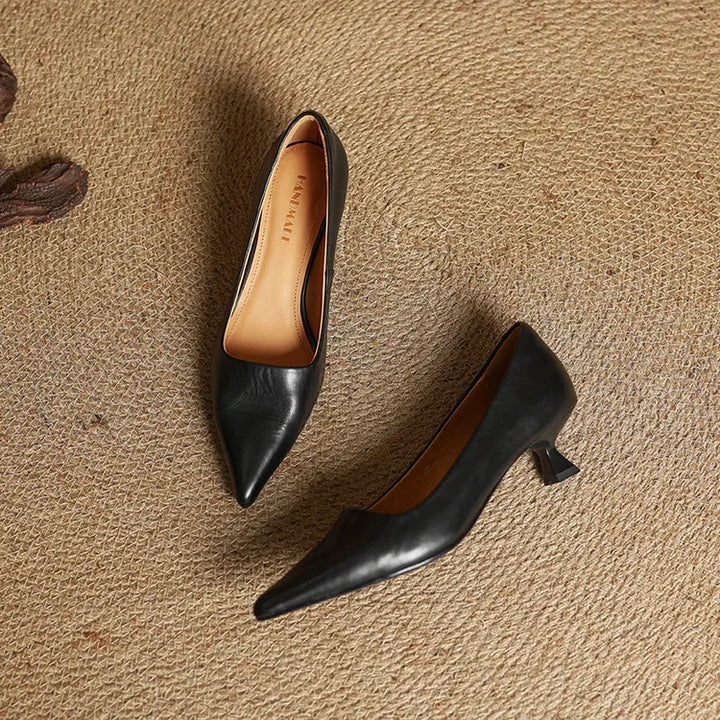 Serelina - Zapato de salón elegante de tacón bajo y punta fina