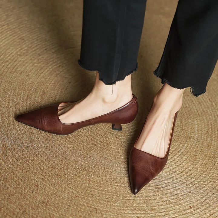 Serelina - Zapato de salón elegante de tacón bajo y punta fina