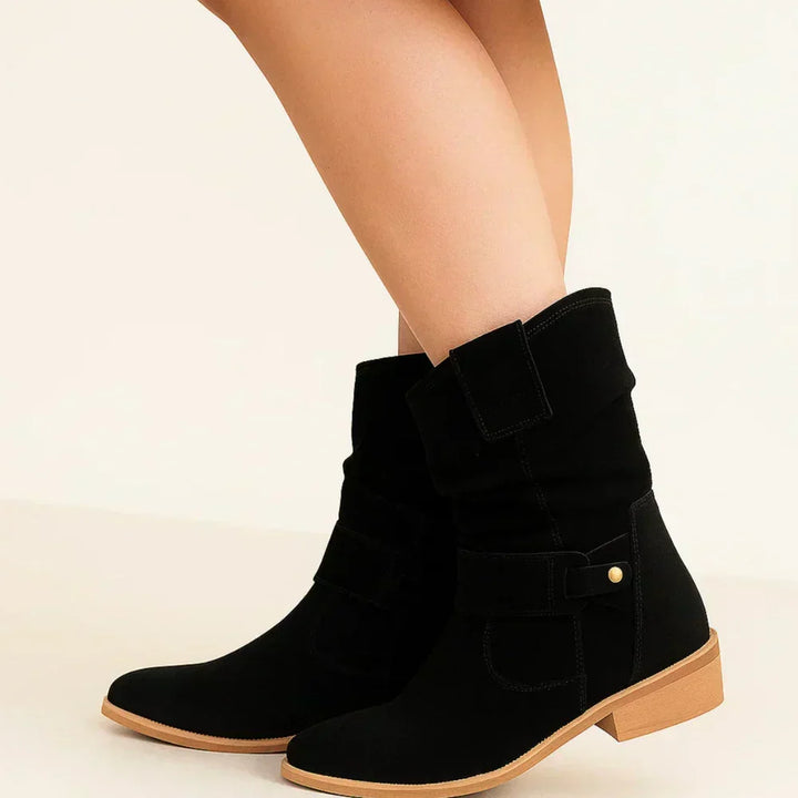 Calluna - Botas de media caña con tacón de bloque y textura suave