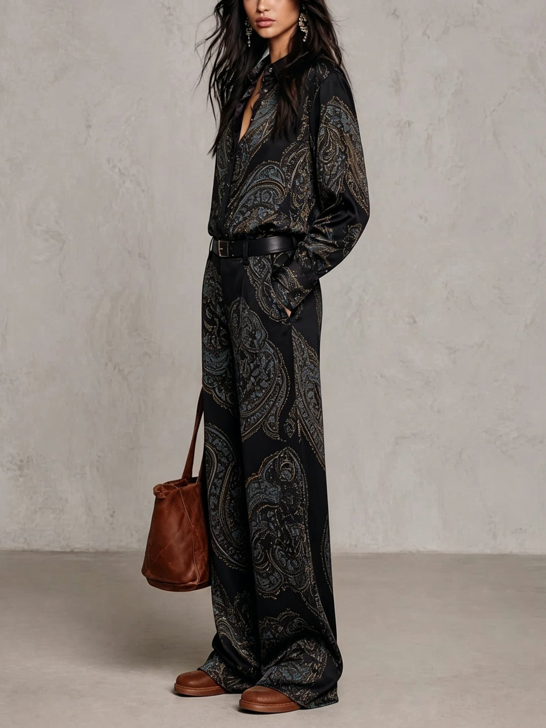 Jessamira - Conjunto de dos piezas sedoso con estampado paisley