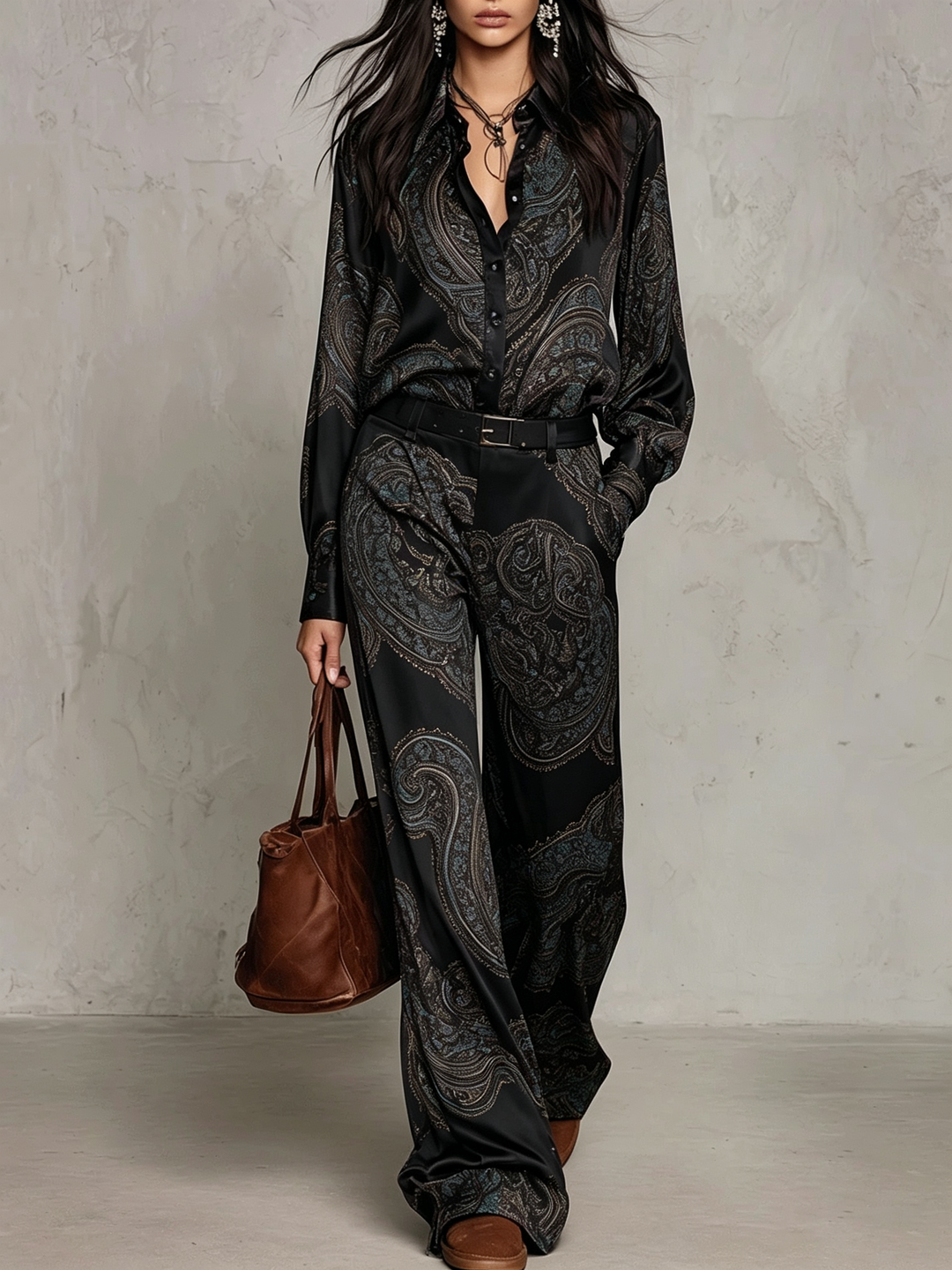 Jessamira - Conjunto de dos piezas sedoso con estampado paisley