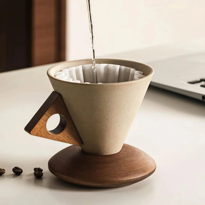 Mabel - Taza de café cónica premium