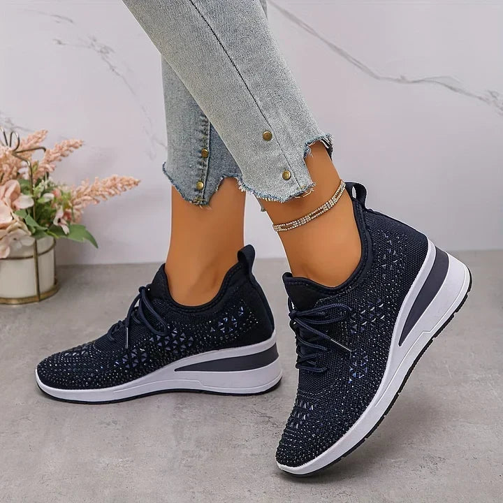 Lilia - Zapatillas de cuña con aplicaciones de strass