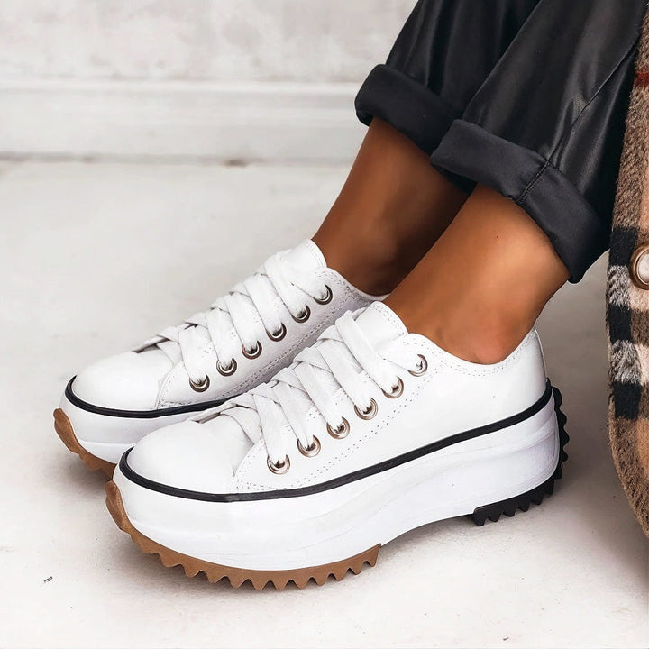 Viveca - Zapatillas de plataforma acolchadas con cordones