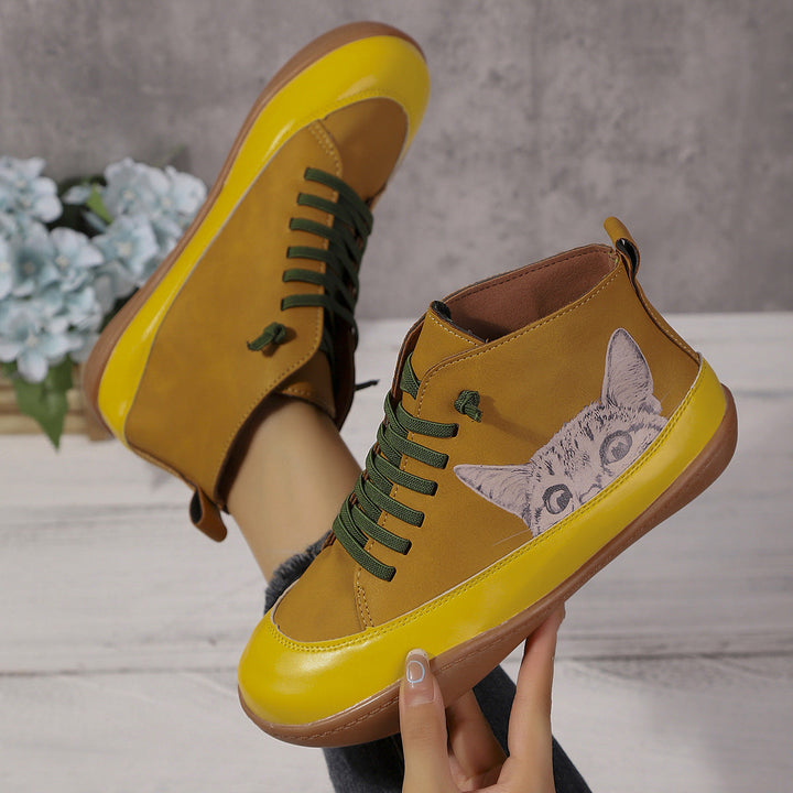 Zorelle - Botines con detalle de gato
