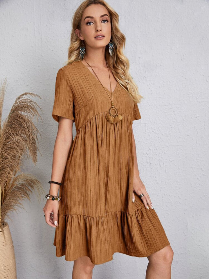 Belinda - Minivestido texturizado con volantes y escote en V