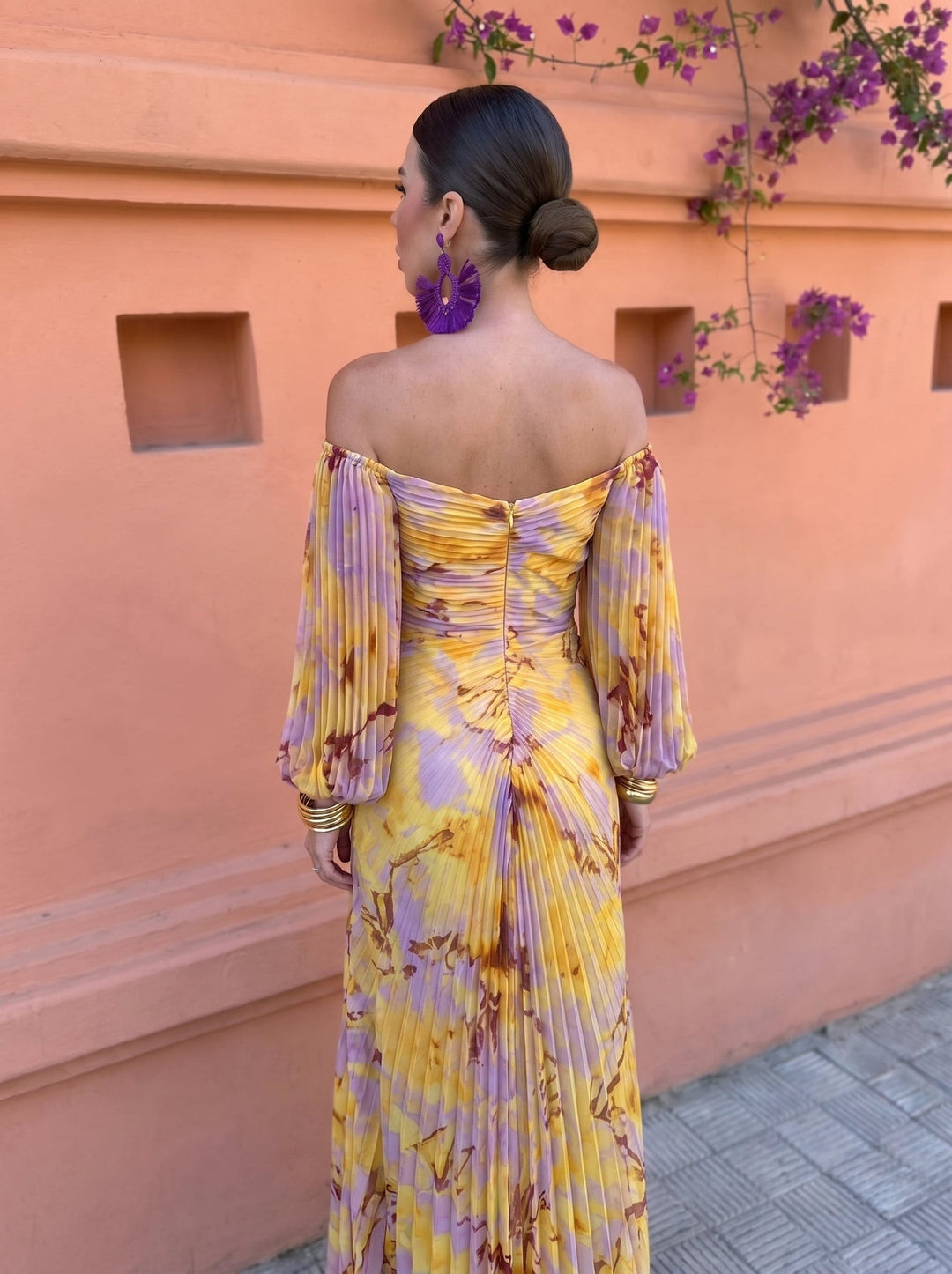 Avalora - Vestido largo elegante con estampado floral