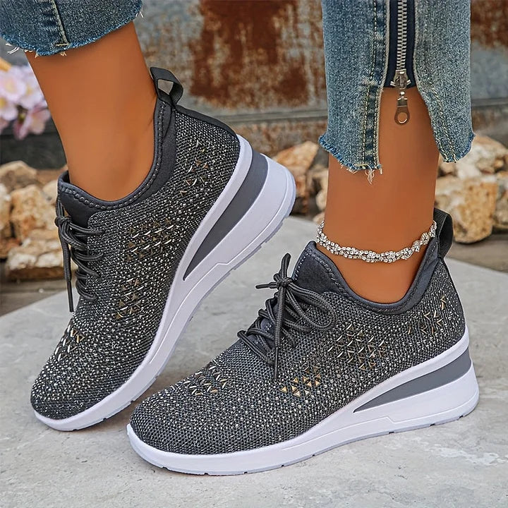 Lilia - Zapatillas de cuña con aplicaciones de strass