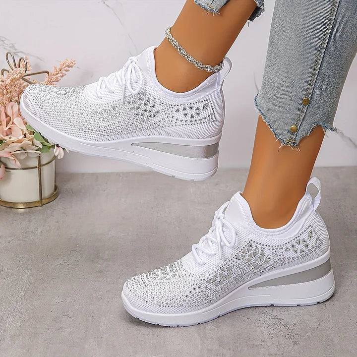 Lilia - Zapatillas de cuña con aplicaciones de strass