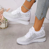 Lilia - Zapatillas de cuña con aplicaciones de strass