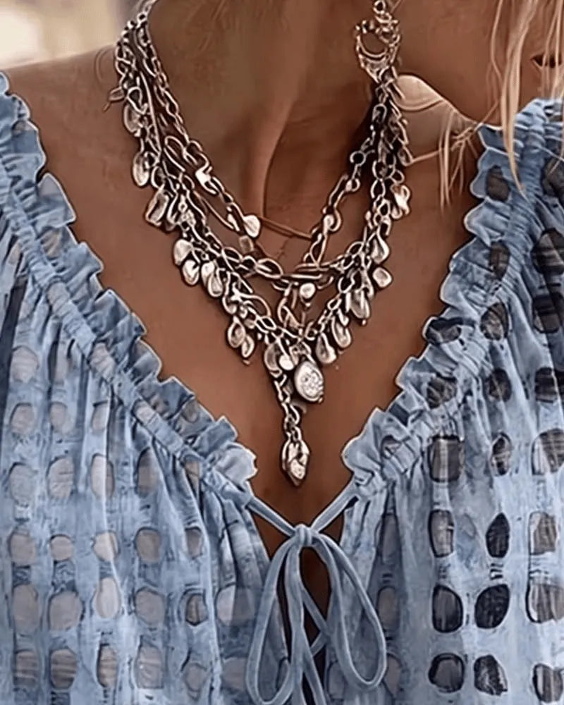 Araminta - Blusa de escote en V con cierre de cordón y tacto suave
