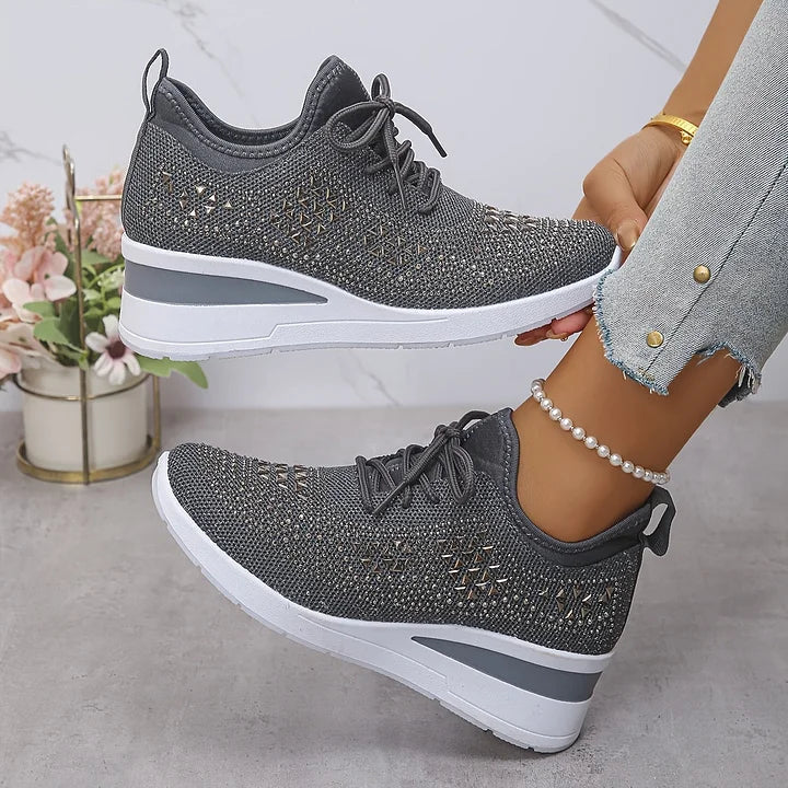 Lilia - Zapatillas de cuña con aplicaciones de strass