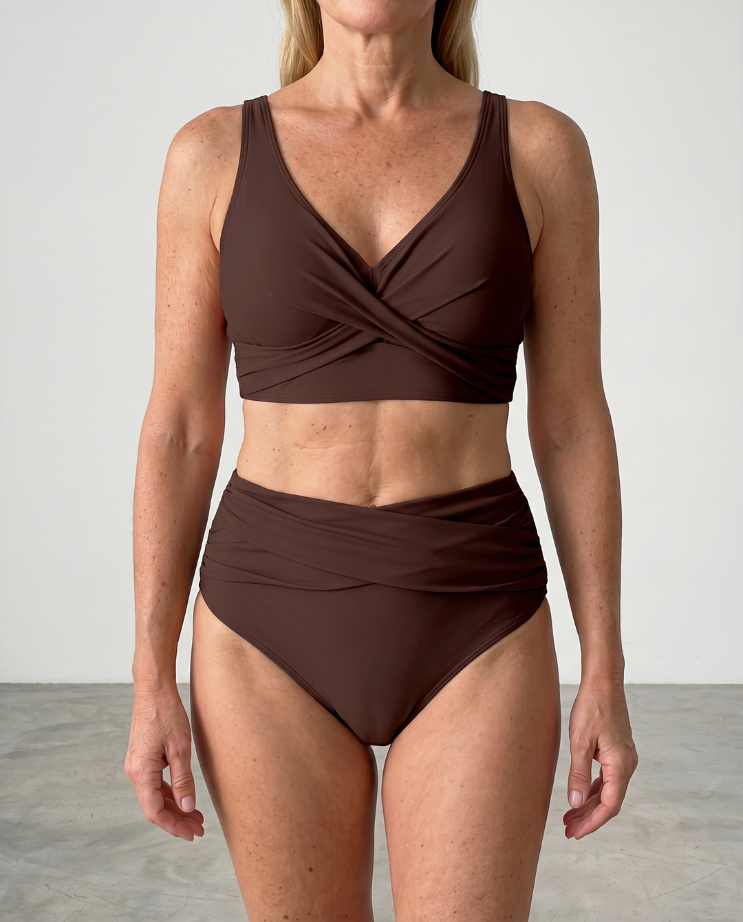 Avelyn - Bikini cruzado efecto moldeador