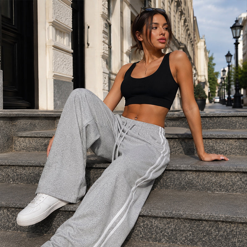 Adorielle - Pantalón ancho de rayas deportivas