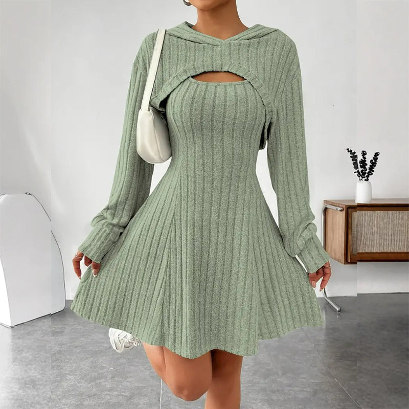 Mirellia - Minivestido de punto con capucha y abertura