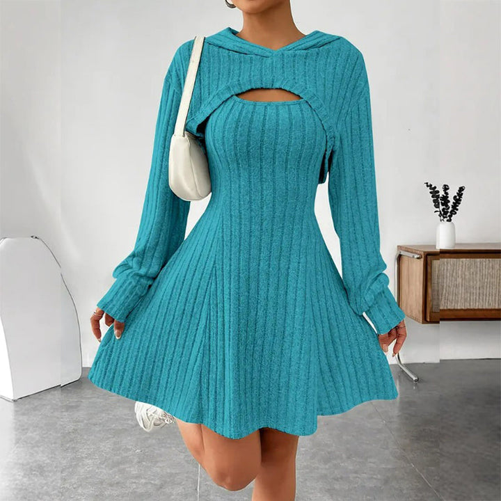 Mirellia - Minivestido de punto con capucha y abertura